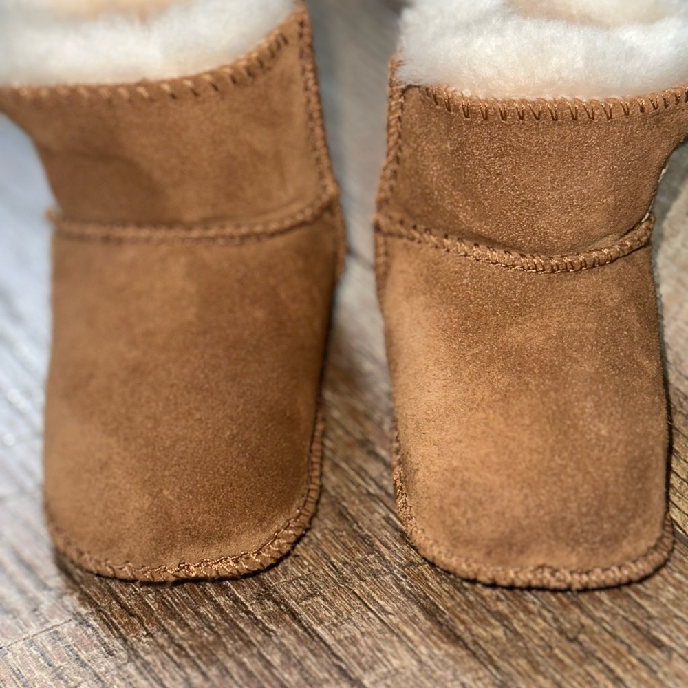 Uggs size S